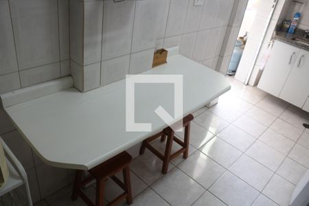 Apartamento à venda com 70m², 2 quartos e 1 vagaCozinha