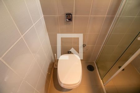 Apartamento à venda com 198m², 4 quartos e 3 vagasBanheiro da Suíte 2