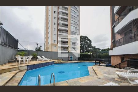 Apartamento à venda com 198m², 4 quartos e 3 vagasÁrea comum - Piscina