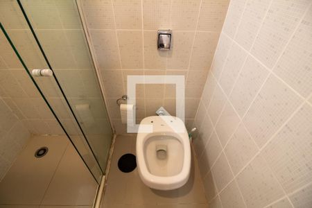 Apartamento à venda com 198m², 4 quartos e 3 vagasBanheiro da Suíte 3