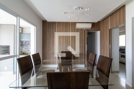 Sala de apartamento para alugar com 3 quartos, 110m² em Vila Itapura, Campinas