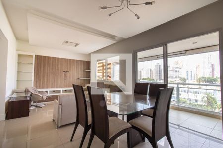 Sala de apartamento para alugar com 3 quartos, 110m² em Vila Itapura, Campinas