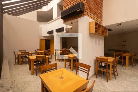 Apartamento à venda com 73m², 2 quartos e 1 vaga Apartamento à venda com 73m², 2 quartos e 1 vagaÁrea comum - Salão de festas
