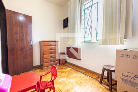 Casa à venda com 200m², 2 quartos e sem vaga Casa à venda com 200m², 2 quartos e sem vagaQuarto 3