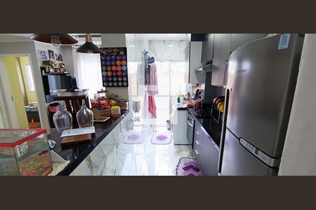 Cozinha de apartamento para alugar com 2 quartos, 50m² em Jardim Henriqueta, Taboão da Serra