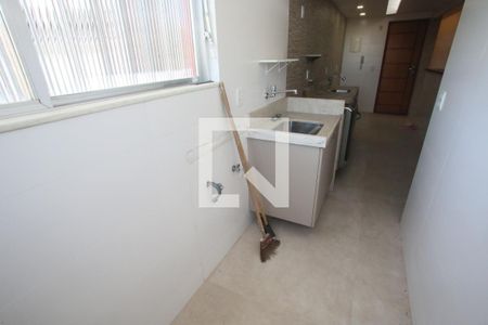 Apartamento à venda com 70m², 2 quartos e 1 vagaÁrea de Serviço