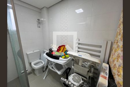 Apartamento à venda com 110m², 3 quartos e 2 vagas Apartamento à venda com 110m², 3 quartos e 2 vagasBanheiro da Suíte
