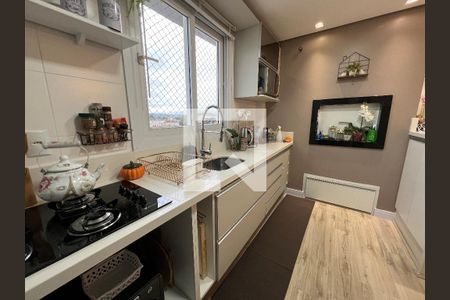 Apartamento à venda com 110m², 3 quartos e 2 vagas Apartamento à venda com 110m², 3 quartos e 2 vagasCozinha