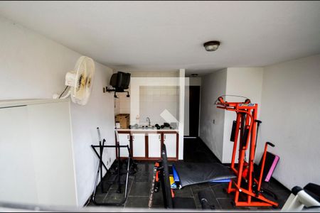 Apartamento à venda com 170m², 4 quartos e 3 vagasÁrea comum - Academia