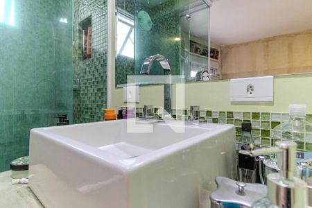 Apartamento à venda com 52m², 1 quarto e sem vagaBanheiro da Suíte