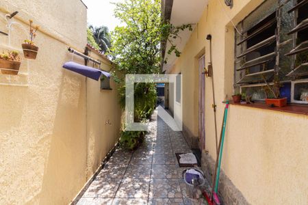 Casa à venda com 243m², 3 quartos e 4 vagas Casa à venda com 243m², 3 quartos e 4 vagasQuintal
