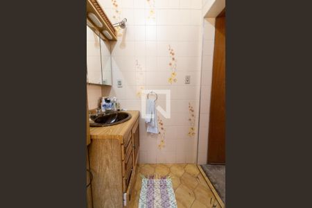 Casa à venda com 243m², 3 quartos e 4 vagas Casa à venda com 243m², 3 quartos e 4 vagasBanheiro 2