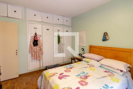 Casa à venda com 243m², 3 quartos e 4 vagas Casa à venda com 243m², 3 quartos e 4 vagasQuarto 2