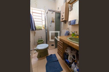 Casa à venda com 243m², 3 quartos e 4 vagas Casa à venda com 243m², 3 quartos e 4 vagasBanheiro
