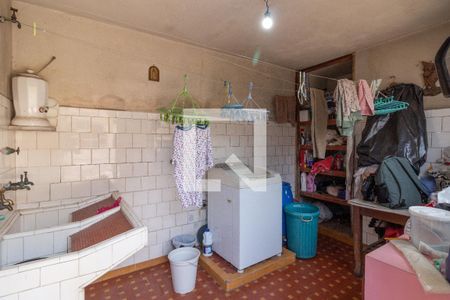 Casa à venda com 243m², 3 quartos e 4 vagas Casa à venda com 243m², 3 quartos e 4 vagasÁrea de Serviço