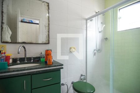 Casa à venda com 132m², 3 quartos e 2 vagas Casa à venda com 132m², 3 quartos e 2 vagasBanheiro da serviço
