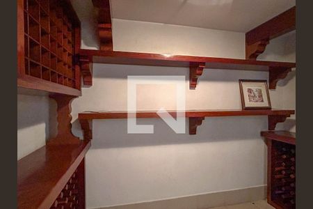 Casa à venda com 760m², 4 quartos e 5 vagasSala 5/ serviço