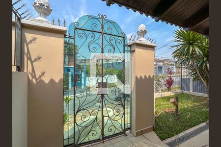 Casa à venda com 760m², 4 quartos e 5 vagasEntrada