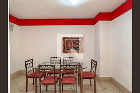 Casa à venda com 760m², 4 quartos e 5 vagasCozinha/ Sala de jantar