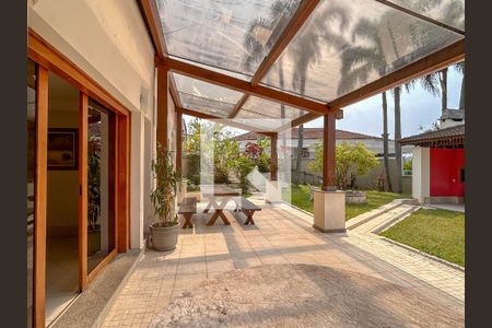 Casa à venda com 760m², 4 quartos e 5 vagasÁrea gourmet externa