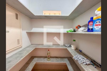 Casa à venda com 760m², 4 quartos e 5 vagasÁrea de Serviço