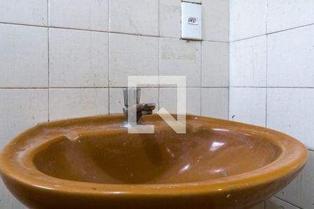 Casa para alugar com 100m², 2 quartos e sem vaga Casa para alugar com 100m², 2 quartos e sem vagaBanheiro