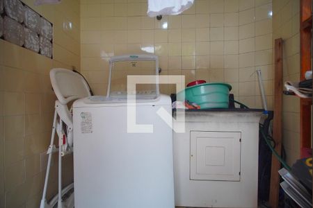 Casa para alugar com 213m², 3 quartos e 1 vaga Casa para alugar com 213m², 3 quartos e 1 vagaÁrea de Serviço