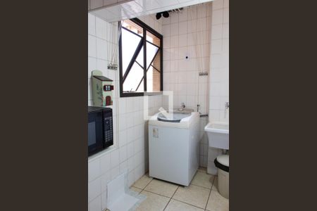 Apartamento à venda com 114m², 3 quartos e 1 vaga Apartamento à venda com 114m², 3 quartos e 1 vagaÁREA DE SERVIÇO