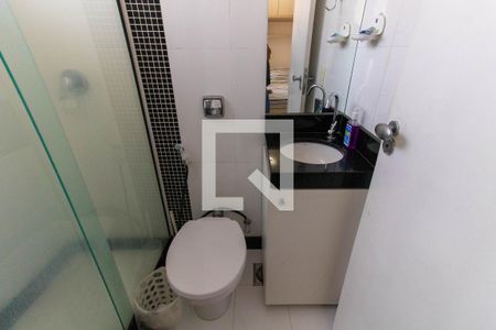Apartamento à venda com 60m², 2 quartos e 1 vaga Apartamento à venda com 60m², 2 quartos e 1 vagaBanheiro da Suíte
