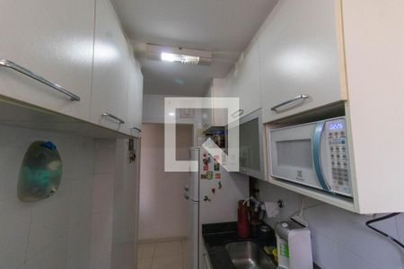 Apartamento à venda com 60m², 2 quartos e 1 vaga Apartamento à venda com 60m², 2 quartos e 1 vagaCozinha e Área de Serviço