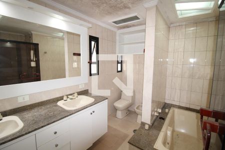 Apartamento à venda com 160m², 3 quartos e 3 vagasBanheiro 2