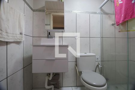 Casa à venda com 200m², 4 quartos e 2 vagasBanheiro da Suíte