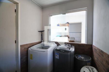 Casa à venda com 200m², 4 quartos e 2 vagasLavanderia