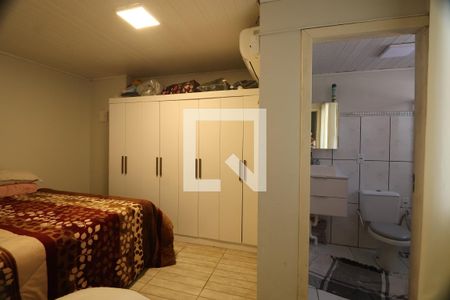 Casa à venda com 200m², 4 quartos e 2 vagasSuíte