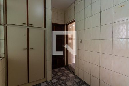 Casa para alugar com 320m², 3 quartos e 4 vagasÁrea de Serviço