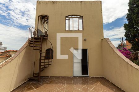 Casa para alugar com 320m², 3 quartos e 4 vagasSacada do Quarto 3