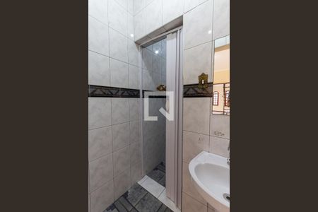 Casa para alugar com 320m², 3 quartos e 4 vagasBanheiro 2