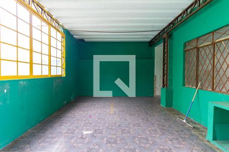 Casa para alugar com 320m², 3 quartos e 4 vagasQuintal