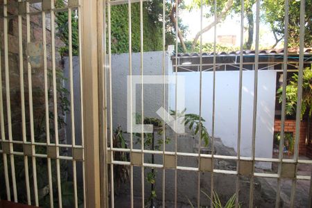 Casa à venda com 250m², 3 quartos e 3 vagas Casa à venda com 250m², 3 quartos e 3 vagasVista do Quarto 2