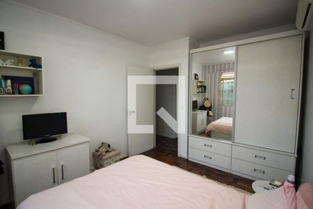 Casa à venda com 250m², 3 quartos e 3 vagas Casa à venda com 250m², 3 quartos e 3 vagasQuarto 1