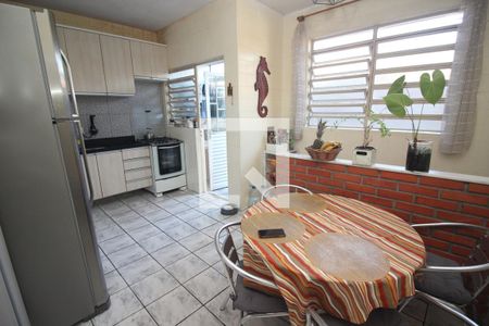 Casa para alugar com 250m², 3 quartos e 3 vagasCozinha