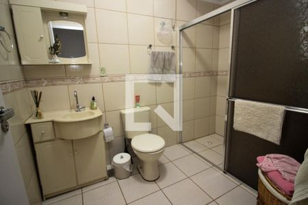 Casa à venda com 250m², 3 quartos e 3 vagas Casa à venda com 250m², 3 quartos e 3 vagasBanheiro Social