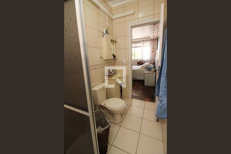 Casa à venda com 250m², 3 quartos e 3 vagas Casa à venda com 250m², 3 quartos e 3 vagasBanheiro da Suíte