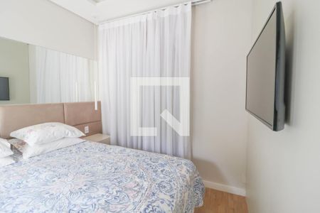 Casa de condomínio à venda com 300m², 3 quartos e 4 vagas Casa de condomínio à venda com 300m², 3 quartos e 4 vagasSuíte 1