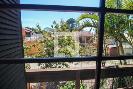 Casa à venda com 302m², 3 quartos e 3 vagas Casa à venda com 302m², 3 quartos e 3 vagasVista do Quarto Suíte