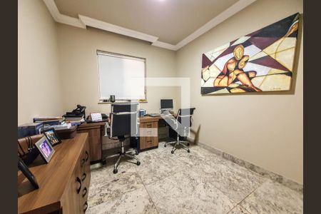 Apartamento à venda com 255m², 5 quartos e 4 vagasQuarto 3
