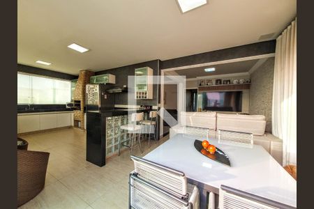 Apartamento à venda com 255m², 5 quartos e 4 vagasSala de Jantar