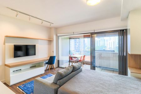 Sala/Quarto de kitnet/studio à venda com 1 quarto, 42m² em Brooklin Paulista, São Paulo