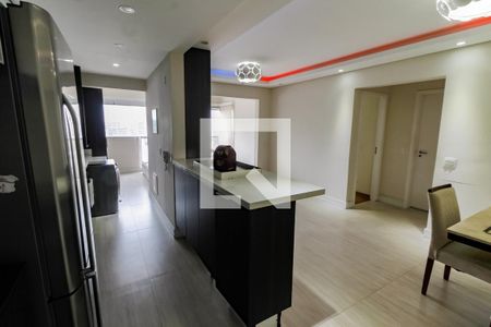 Apartamento à venda com 75m², 2 quartos e 1 vaga Apartamento à venda com 75m², 2 quartos e 1 vagaCozinha e Área de Serviço