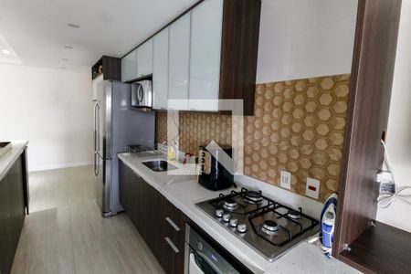 Apartamento à venda com 75m², 2 quartos e 1 vaga Apartamento à venda com 75m², 2 quartos e 1 vagaCozinha e Área de Serviço